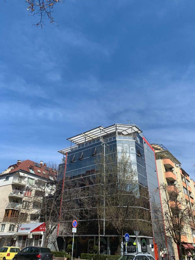 Lilia 3 Self-Check In Apartment With Hot Water Despite Prevention In The Neighborhood, Food And Drink Shop Open Until 10 Pm And Free Parking Area Next Ot 24 Hours Food And Drink Shop And Free Parking Area Sófia Exterior foto